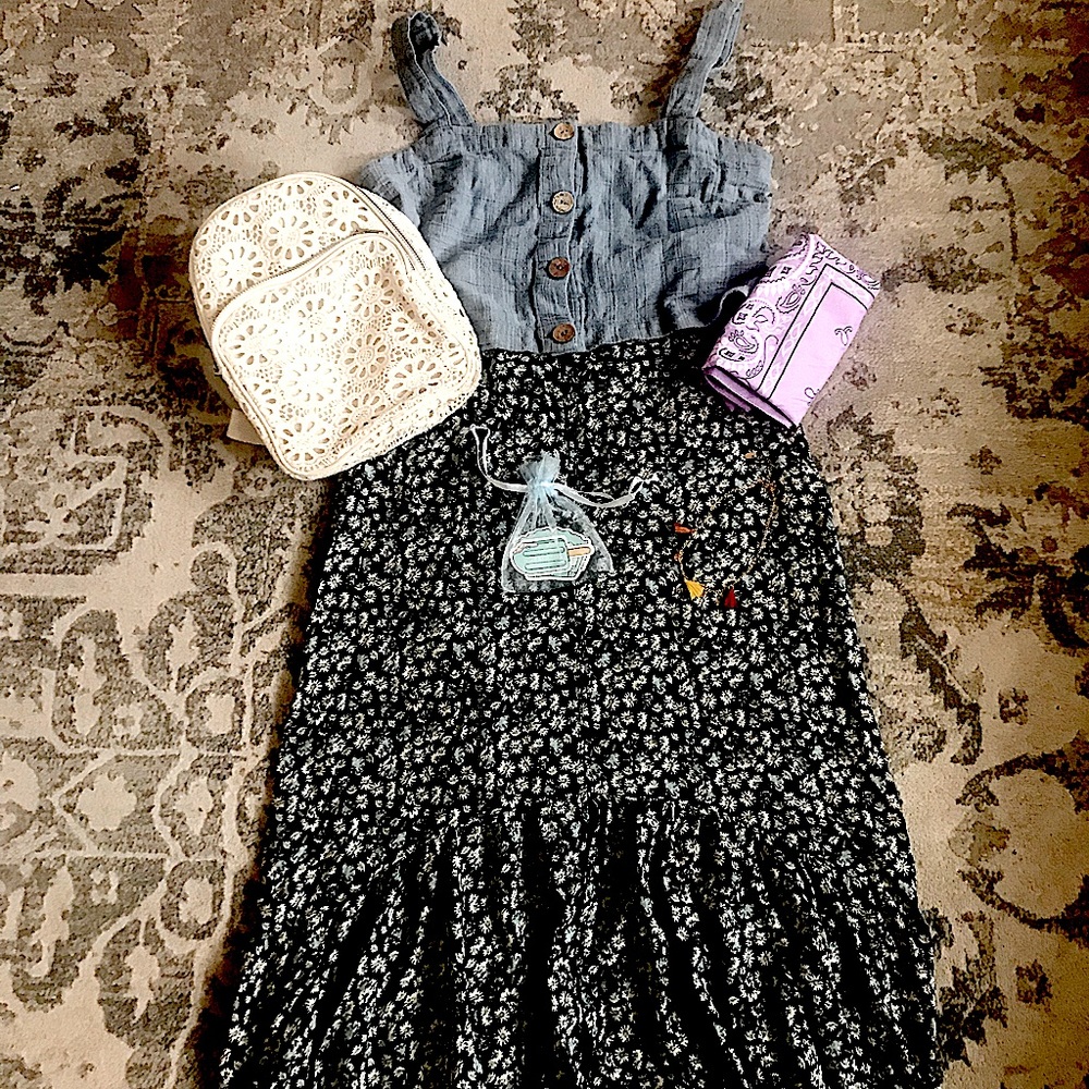 Blue clothing bundle for sale!💙